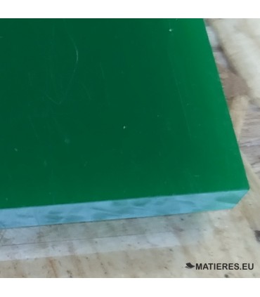 Plaque plexiglass diffusant vert brillant sur mesure coulé 3mm